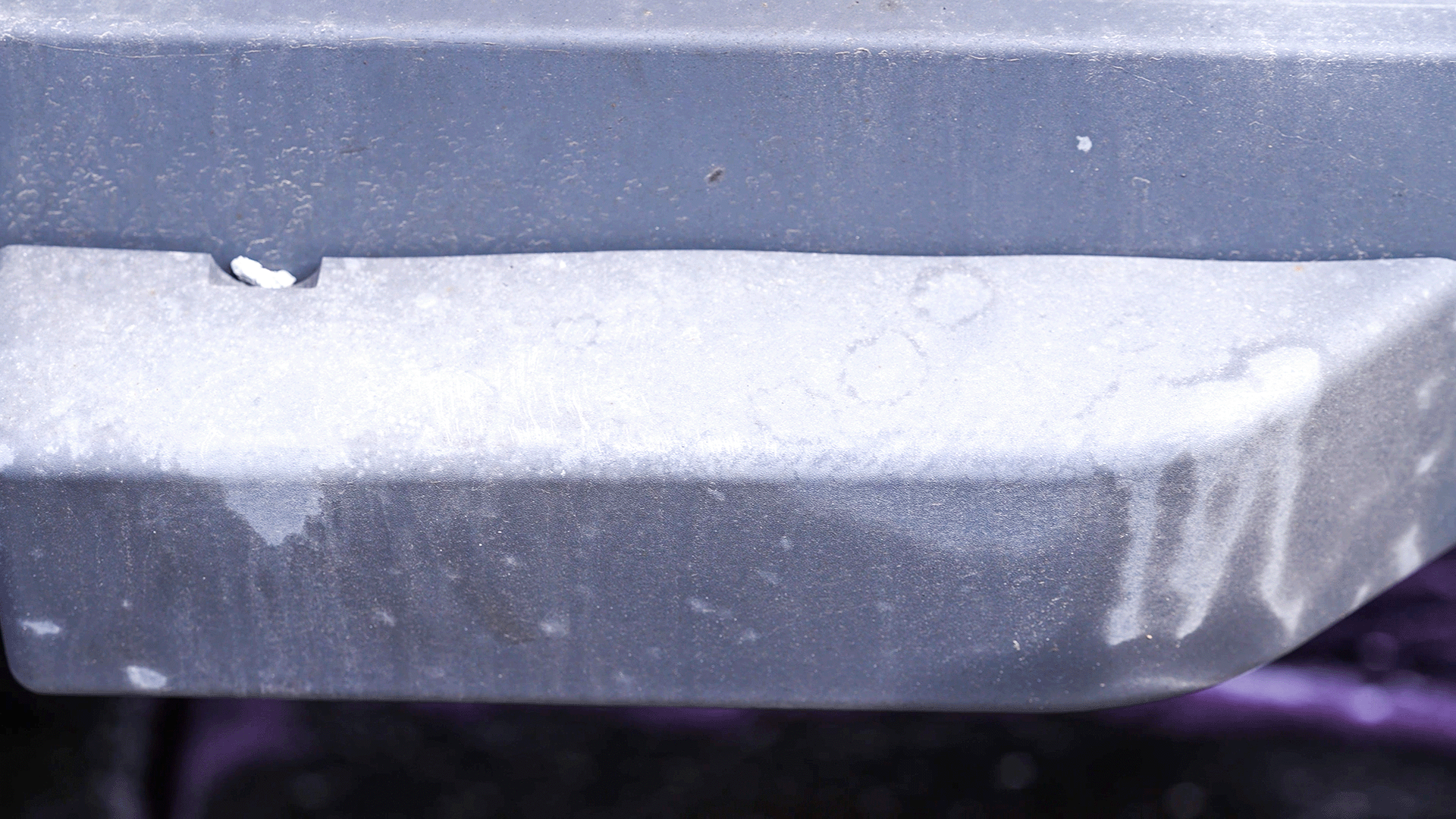 Schlieren an Reifenabdeckung