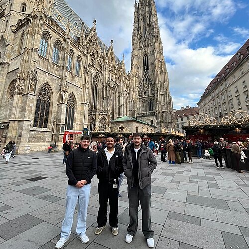 Unsere Auszubildenden aus dem Betrieb München hatten die Möglichkeit, eine Woche am Standort Wien zu verbringen. Im...