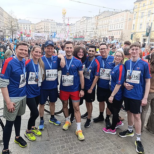 Der Linz Marathon lockte zahlreiche Laufbegeisterte an die Strecke – mit dabei auch ein motiviertes Team der Firma...